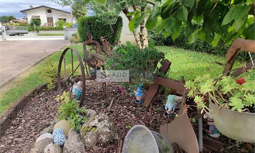 Villa for Sale in Azzano Decimo